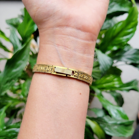 Vintage Perfex 17 Jewels Incabloc Classic Gold Watch - Picture 8 of 10